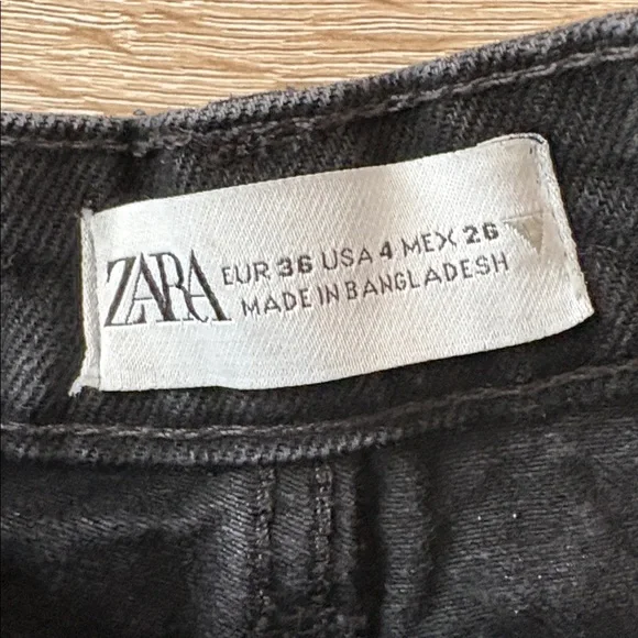 Zara Straight Black Button Fly High Rise Jeans - Picture 7 of 7
